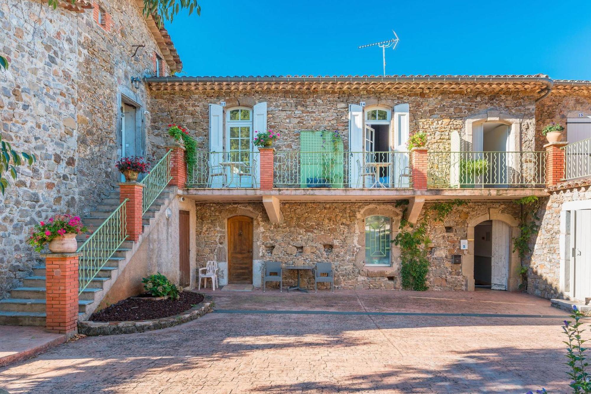 Logis Hôtel Restaurant Le Pradinas Anduze Exterior foto
